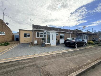 Ash Grove, Chatteris, Cambs., PE16 6NL