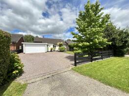 290, Common Road, Dunstable LU6 2PN