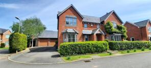 8 Meadow House, Wellcroft, Shrewsbury SY4 3RJ