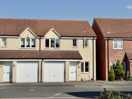 9, Reeves Close, Bathpool, Taunton TA2 8FU