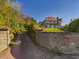 Ardlussa, Manse Brae, Lochgilphead PA31 8QZ