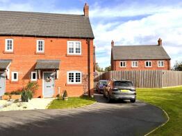 31, Cross Gates Meadow, Ford, Shrewsbury SY5 9GP