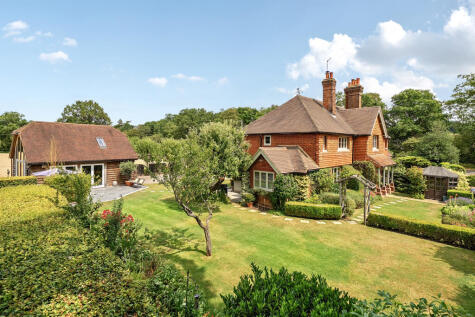 Alfold Road, Cranleigh, GU6