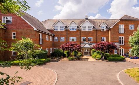 Marlow Apartment