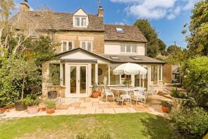 1, Elmcroft, Box Cottage To Halfway House Inn, Stroud GL6 9HG