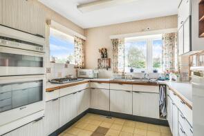 87, Conifer Crest, Newbury RG14 6RR