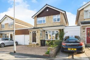 7, Lawns Dene, New Farnley, Leeds LS12 5RP