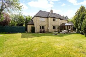 Cotswold House, Road Through Temple Guiting To Oathill Quarry, Cheltenham GL54 5RP