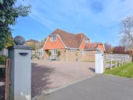 Downlands, Lower Laines, The Furlongs, Alfriston BN26 5XS