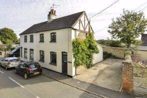 3 Tholt Y Will, Woodford Road, Kettering NN14 4BS