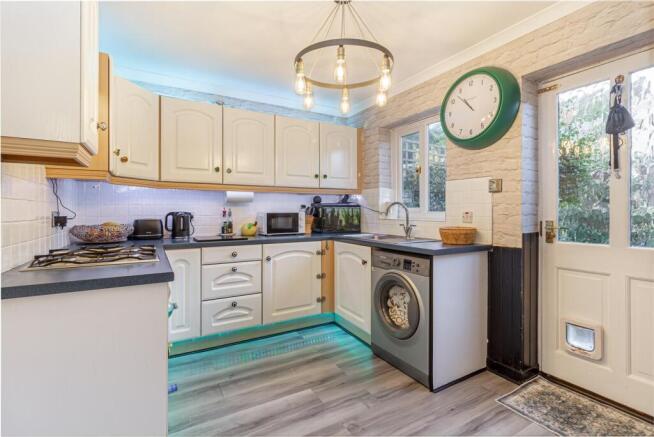 Kitchen-3.jpg