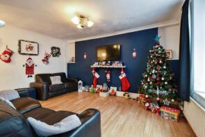 42, Abergarw Road, Brynmenyn, Bridgend CF32 9LF