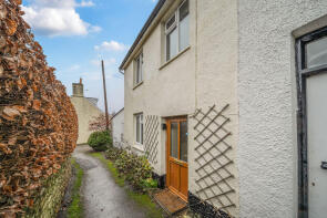 2, Threadneedle Street, Cullompton EX15 3JS