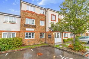 30, Heaton House, Akerlea Close, Netherfield, Milton Keynes MK6 4JW