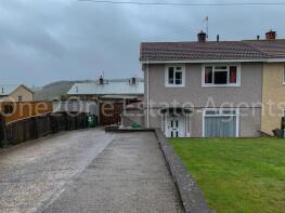 4, Wentsland Crescent, Tranch, Pontypool NP4 6BD