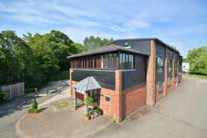 Flat 8, Brantwood House, Green Lane, Robertsbridge TN32 5UP
