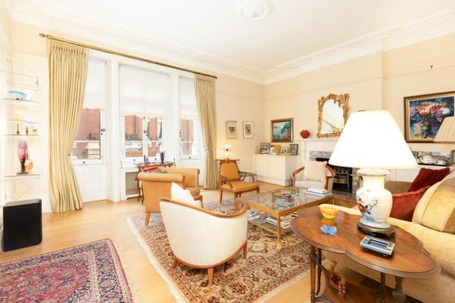 Reception Room (3)