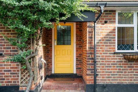 Rydens Road, Walton-On-Thames, KT12