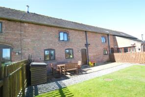 2, Dairy House Barns, Wem Lane, Soulton, Shrewsbury SY4 5RT