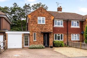 26, Benhams Drive, Horley RH6 8QR