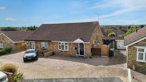 44, Riversdale, Northfleet, Gravesend DA11 8SR
