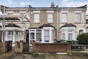 100, Bramley Close, London E17 6EG