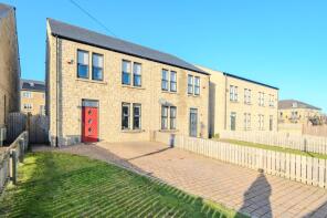 32, Carlisle Road, Pudsey LS28 8PL
