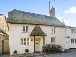 Thatch End, Brook Street, Bridport DT6 4NA