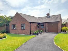 8, Maes Yr Ysgol, Llanfechain SY22 6YS