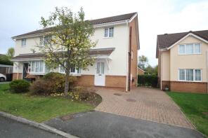 8, Threos Close, Deeside CH5 4GT