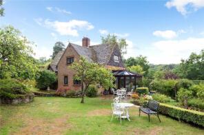 Tor Cottage, Plaws Hill, Guildford GU5 9SX