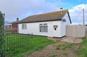 Clonmell, Abbotts Way, Bush Estate, Norwich NR12 0TA