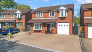 165, Shackleton Close, Burtonwood And Westbrook, Warrington WA5 9QG