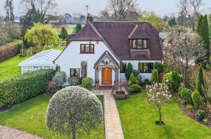 Maybury, Paice Lane, Medstead, Alton GU34 5PR