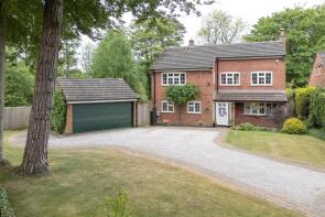 12 The Pines, Cranmer Lane, Lutterworth LE17 6EX