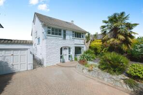15, Headswell Avenue, Bournemouth BH10 6JU