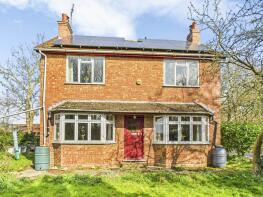 Resty Nook, Grendon Road, Kingswood, Grendon Underwood HP18 0QU