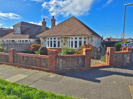 9, Overhill, Southwick BN42 4WL
