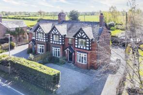 Sunnyside, Whitchurch Road, Nantwich CW5 8DB