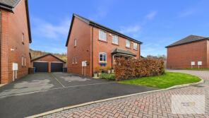36, Lowes Road, Bury BL9 6PJ