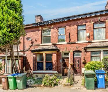 90 Prettywood, Heywood, Bury, BL9 7HX