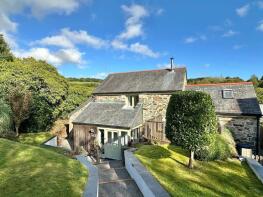 The Hayloft, Trehaddle Barns, Trehaddle, Truro TR4 8RN