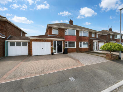 Bucklebury Close, Swindon, SN3 4
