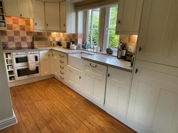 Kitchen.JPG
