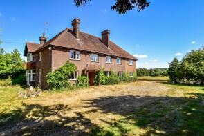 Newground Farm House, Tring Road, Cow Roast, Tring HP23 5FR