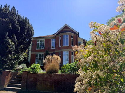 Guildford Road, Farnham, GU10 1PG
