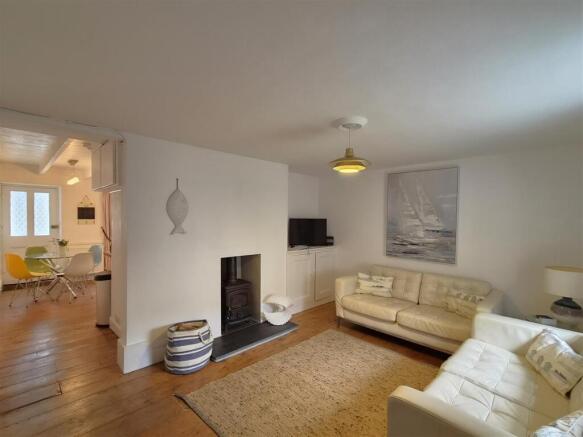 Sitting room.jpg
