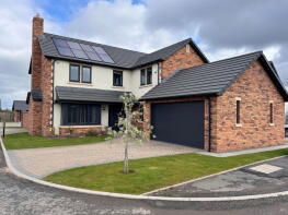 8, Lady Dacre Close, Carlisle CA2 4FF