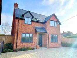 4, Lopcombe Place, Newbury RG20 0BR