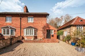 36 Uplands, High Street, Devizes SN10 5TZ